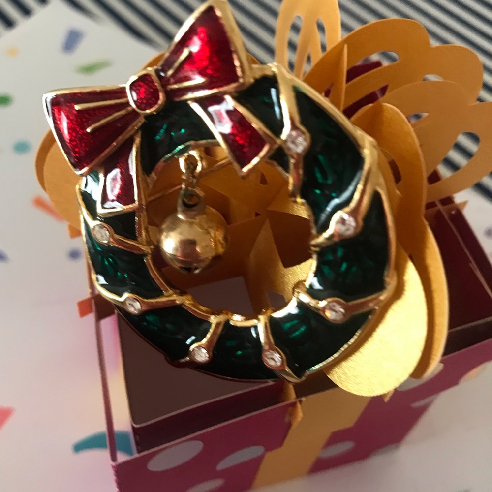 Vintage Christmas Wreath broach